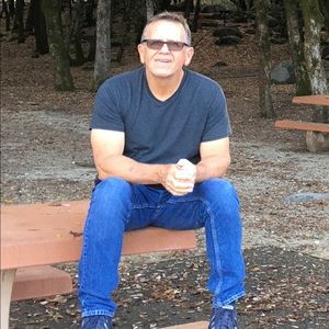 Meet your Posher, Charles